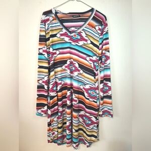 🇺🇸 Heimish U.S.A. Sm Longsleeve V-neck lightweight Aztec pocket dress